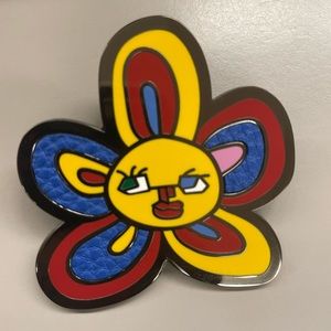 Kim Teahyung (V of BTS) Self designed brooch from Weavers Shop